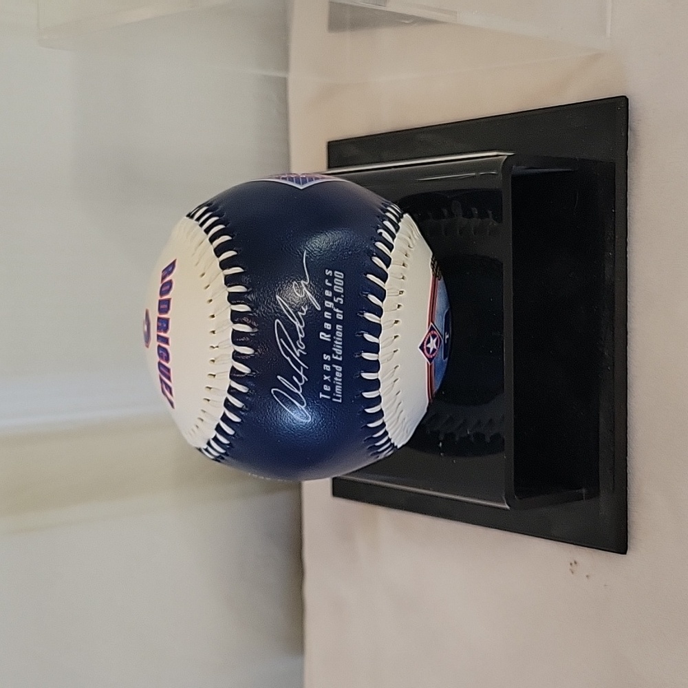 Texas Rangers Alex Rodriquez Signed Baseball - Picture 5 of 7